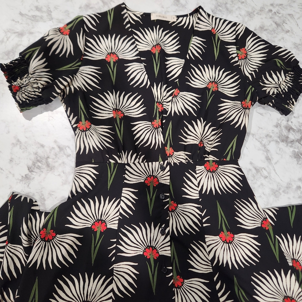 Urban Outfitters | UO Button-Down Plunging Midi Dress | Size Medium - Picture 2 of 9